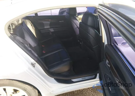 2011 BMW 740Li z USA, uszkodzony, nr VIN WBAKB4C50BC392560